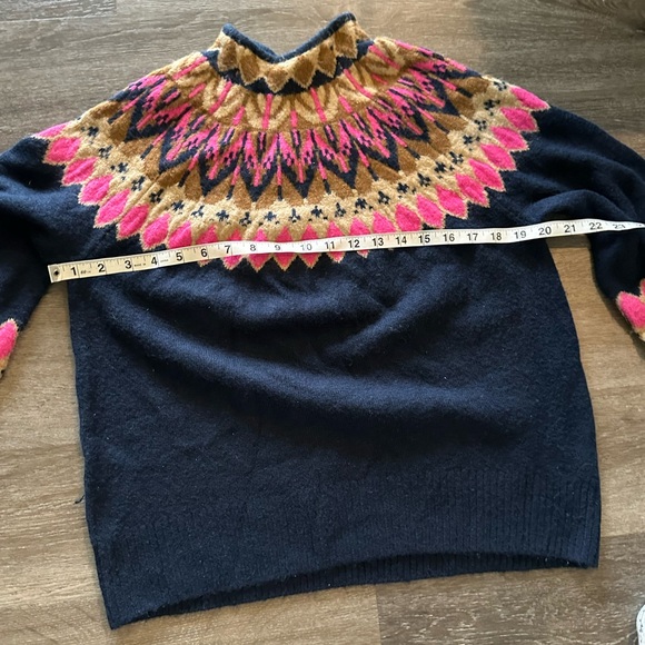 Vibrant Mock Turtle Neck - Picture 3 of 6